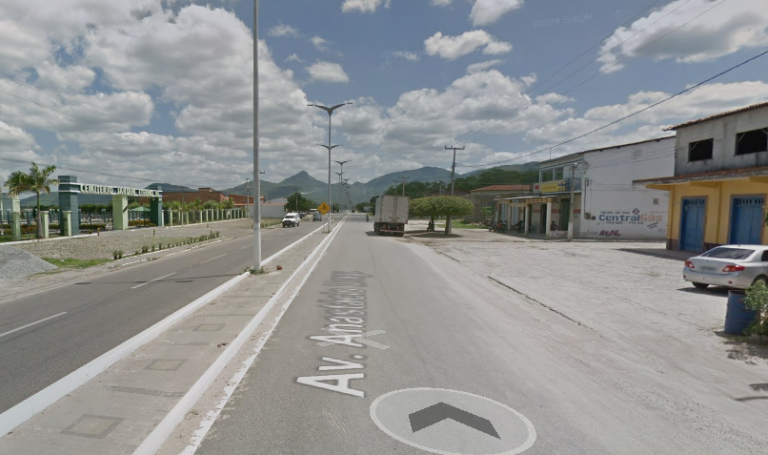 Itapipoca: Homem faz manobra errada e leva tiro por causa disso